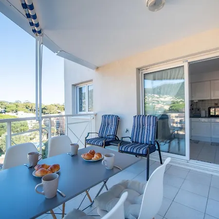 Turquoise-12 By Interhome *