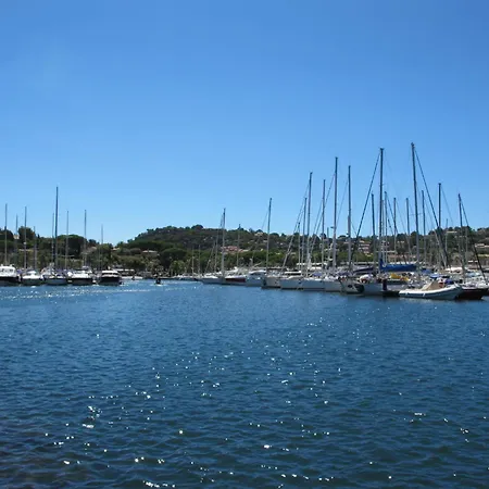 Turquoise-12 By Interhome Lägenhet Cavalaire-sur-Mer